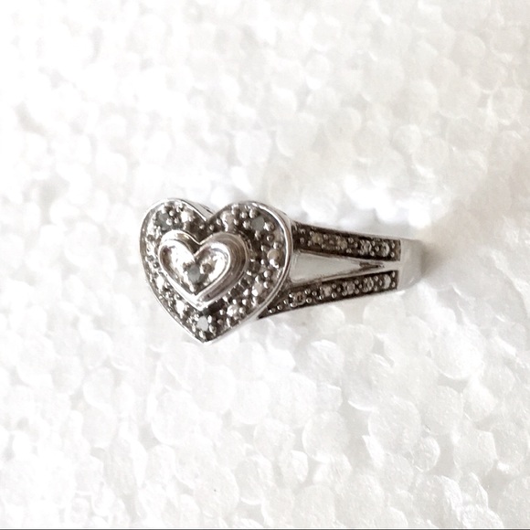 Heart Ring Diamonds And Sterling  size 7 - Picture 7 of 11